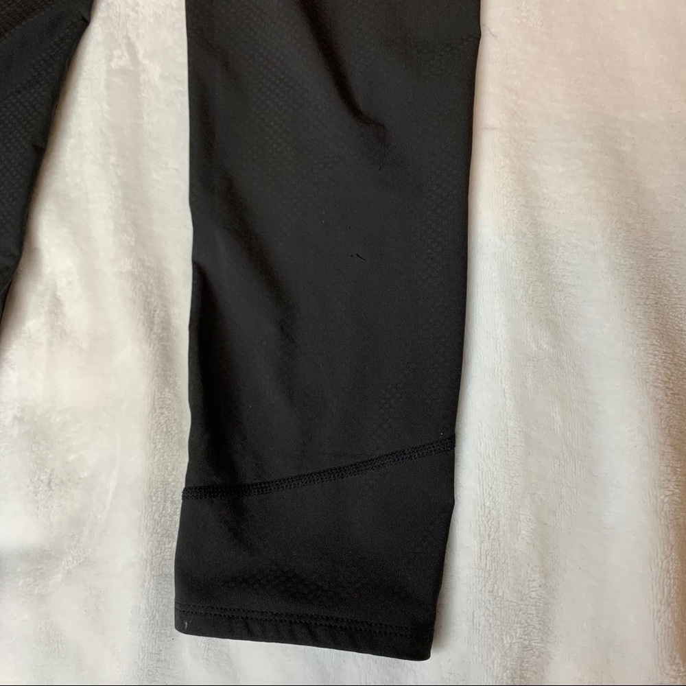 Athleta black activewear capris Leggings Yoga Gym Pants - Picture 10 of 16
